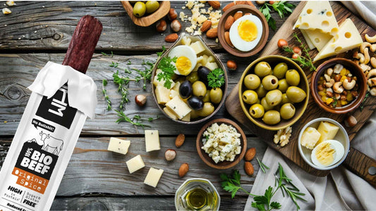 Keto Snacks: Die besten Ideen für unterwegs, zwischendurch & nach dem Training